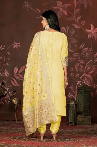 Smart and ethnic yellow colour smart girlish salwar kameez