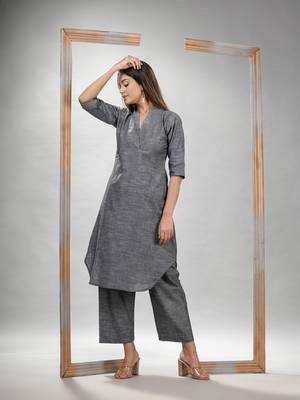 Grey cotton bengal handwoven kurta set 3