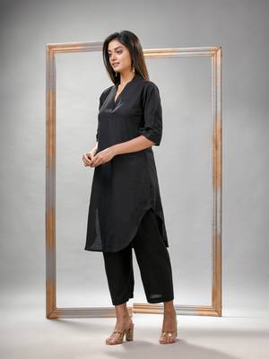 Black cotton bengal handwoven kurta set 4