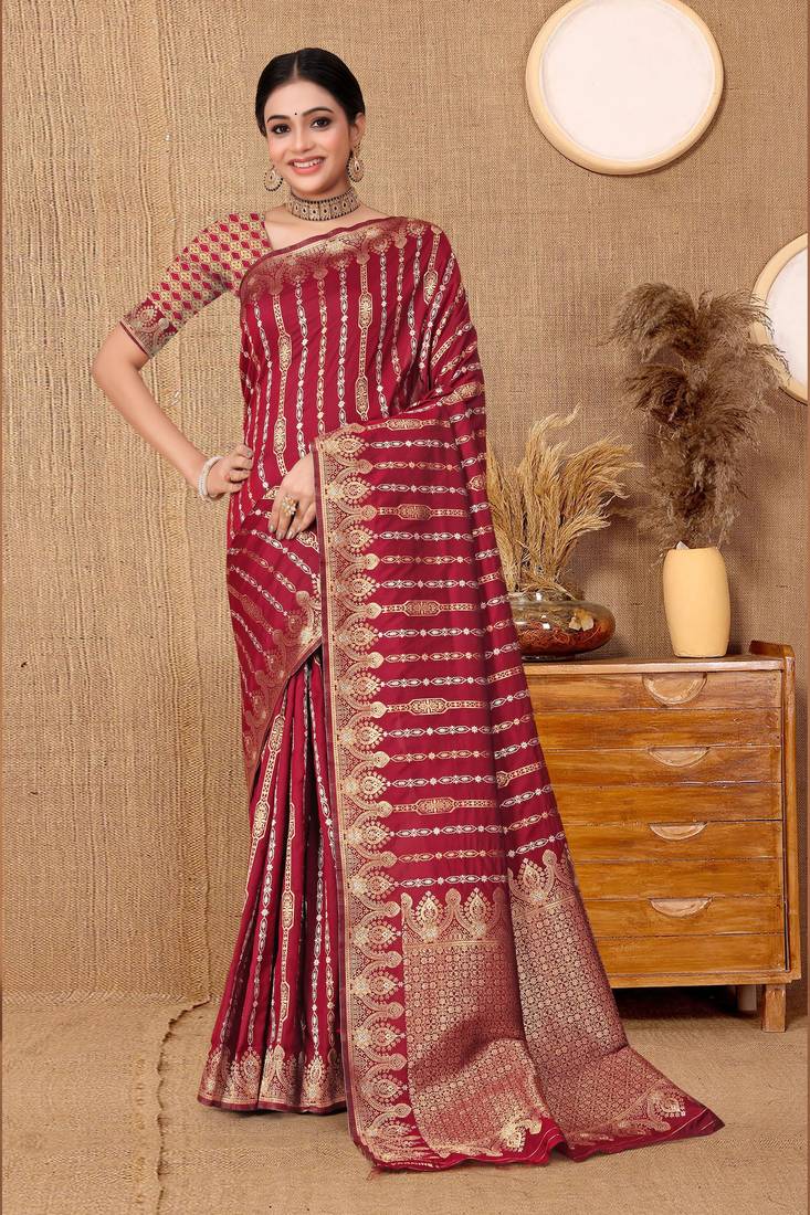 RED WOVEN BANARASI SILKHEAVY RICH DESIGNER PALLU SAREE BLOUSE PIECE