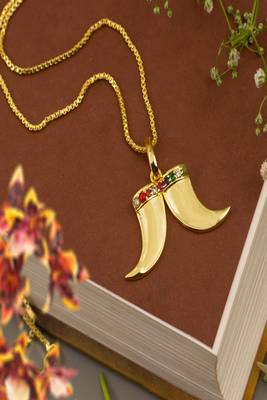Mustache feel gold plated pendant 1