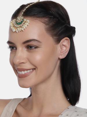 Laida green gold plated hand crafted kundan studded maang tikka 1