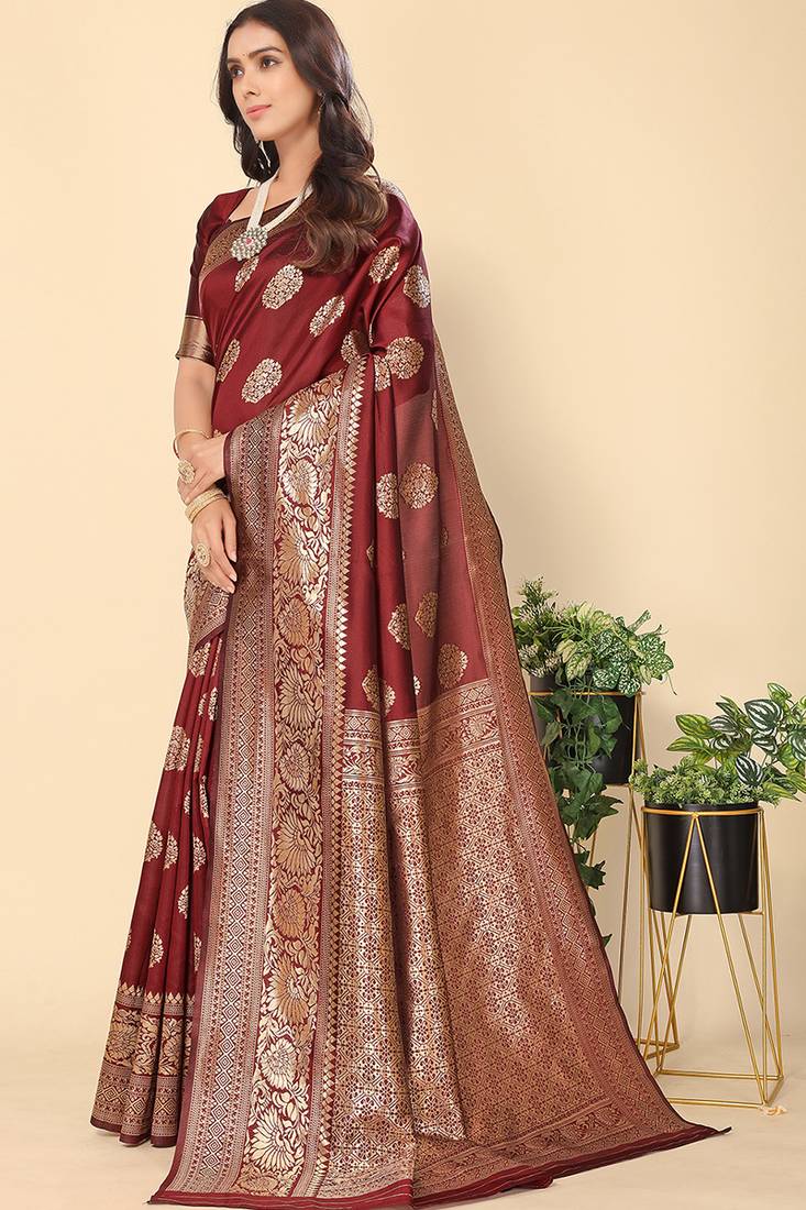 Maroon Woven Silk Blend Saree With Blouse
