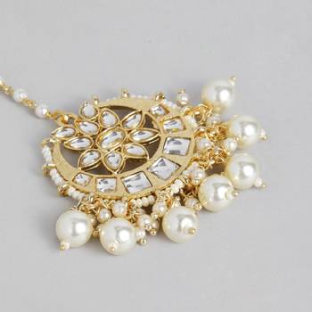 Laida white & gold-plated handcrafted pearl embellished maang tikka 4