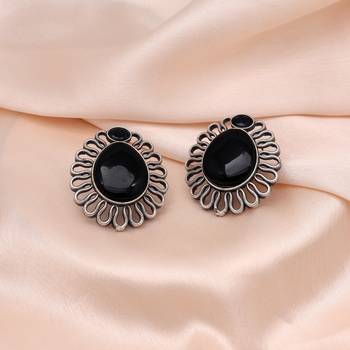 Black color monalisa stone oxidised earrings 1