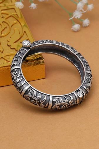 Silver color oxidised bracelet