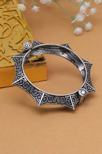 Silver color oxidised bracelet