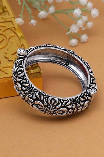 Silver color oxidised bracelet