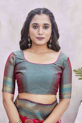 Floral Woven Design Zari Banarasi Saree 5