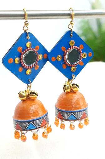 Quilled jhumkas with mirror earrings 3