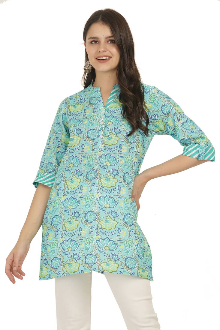 Floret     Jivitha's Turq colour Flower Print Cotton Short Kurta