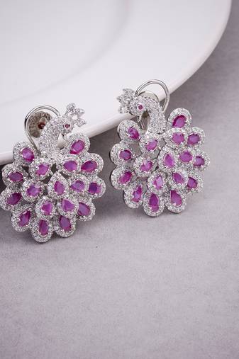 Opal touch radiant red-white earrings