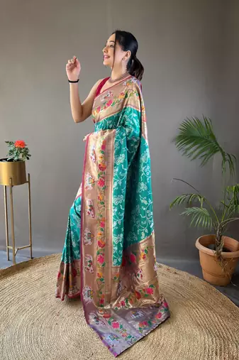 Paithani And Patola Fusion Meenakari Pallu And Border 
