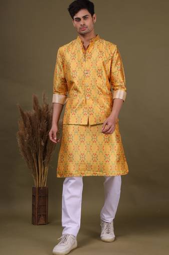 Shiwam ethnix men's kurta top and pyajama with jacket - thrisurr collection