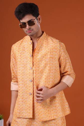 Shiwam ethnix men's kurta top and pyajama with jacket - thrisurr collection
