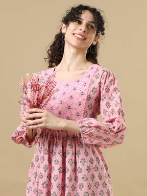 Pink 3/4th sleeves cotton block print regular fit hip length tunic 5