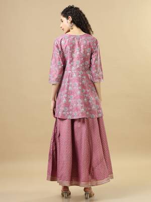 Onion pink 3/4th sleeves cotton chanderi regular fit hip length asymmetrical kurta set - with dupatta 2