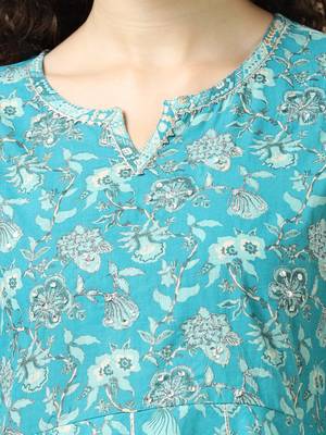 Turquoise 3/4th sleeves cotton regular fit ankle length asymmetrical kurta set - with dupatta 3