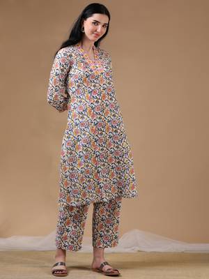Multi color 3/4th regular sleeve a-line kurta 3