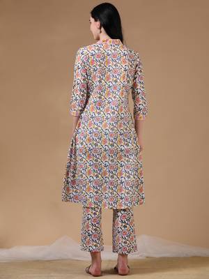 Multi color 3/4th regular sleeve a-line kurta 4
