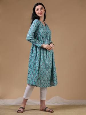 Light green full sleeves casual wear kurta 3