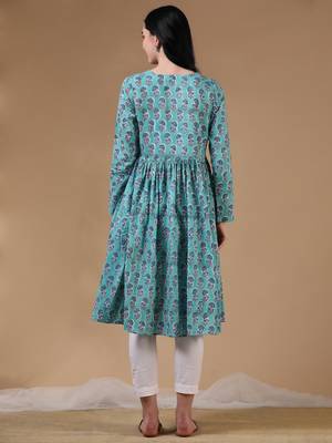 Light green full sleeves casual wear kurta 4