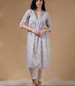 White 3/4th sleeves casual wear kurta