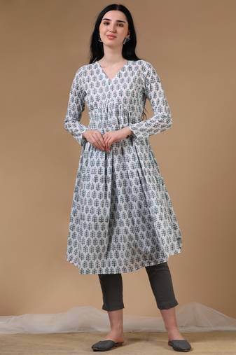 White full sleeves casual wear kurta
