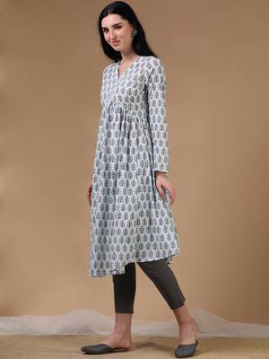 White full sleeves casual wear kurta 2