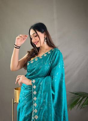 Party Wear Silk Blend Saree 4
