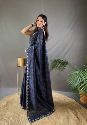 Party Wear Silk Blend Saree 3