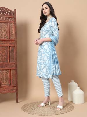 Yufta cotton floral print kurta set dupatta with embroidery 2