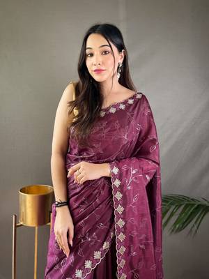 Party Wear Silk Blend Saree 4