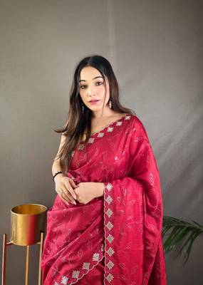 Party Wear Silk Blend Saree 4