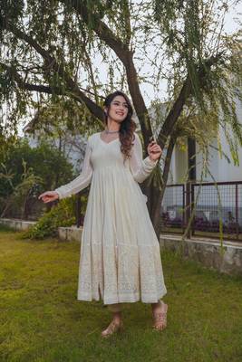 Off-White Georgette Salwar Kameez Set with Dupatta - Stitched 4