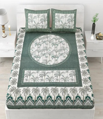 Runjhun premium 100% cotton green color tree printed double bedsheet (90x100 inch)
