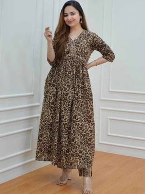 Women's Nyra cut Brown Printed Kurta Pant set 2