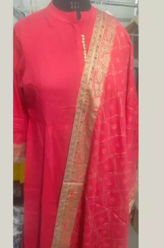 Women Pink Rayon Kurta with Trousers And Dupatta Set