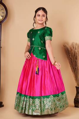 Kids Green New south Indian traditional pattu pavadai  Lehenga choli for girls dress 2