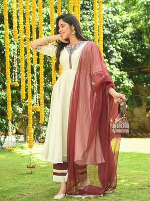 Women's Rayon Yoke Embroidered Kurta Palazzo Dupatta Set 4