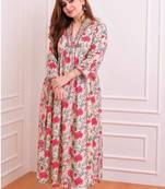 Women's Nyra cut Floral Printed Kurta Pant set
