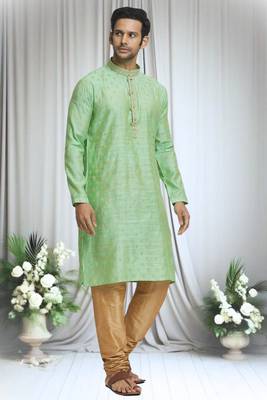 Green silk blend bullian leaf pattern kurta set for men 5