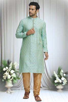 Green silk blend bud motif pattern kurta set for men 2