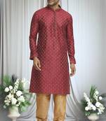 Maroon silk blend ethnic motif crest pattern kurta set for men