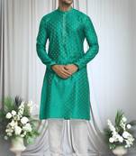 Green silk blend floweret motif pattern kurta set for men