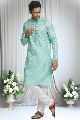 Green silk blend damask motif pattern kurta set for men 3