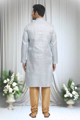 Grey silk blend plain geometric pattern kurta and churidar set for men 5