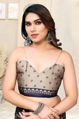 Beige Chiffon Aztec Printed Saree With Unstitched Blouse Piece 5