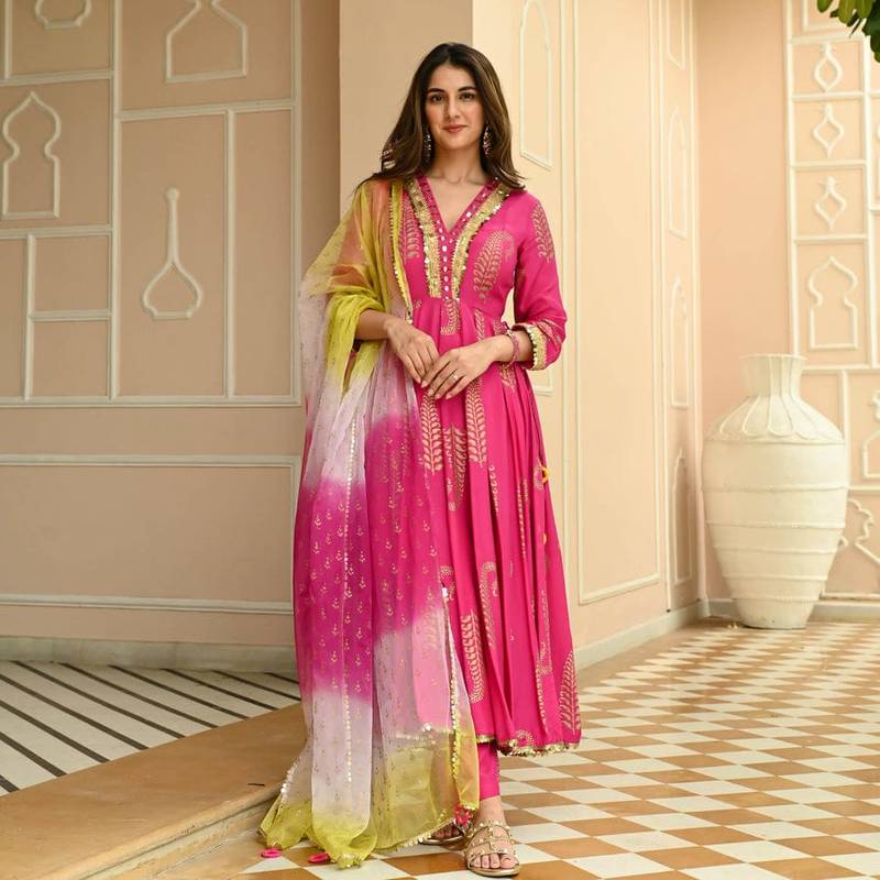 Women Designer Rayon kurta pant with chiffon dupatta sets