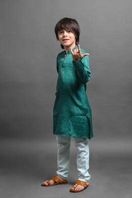 Vesham emblished kurta with pajama set for boys 2